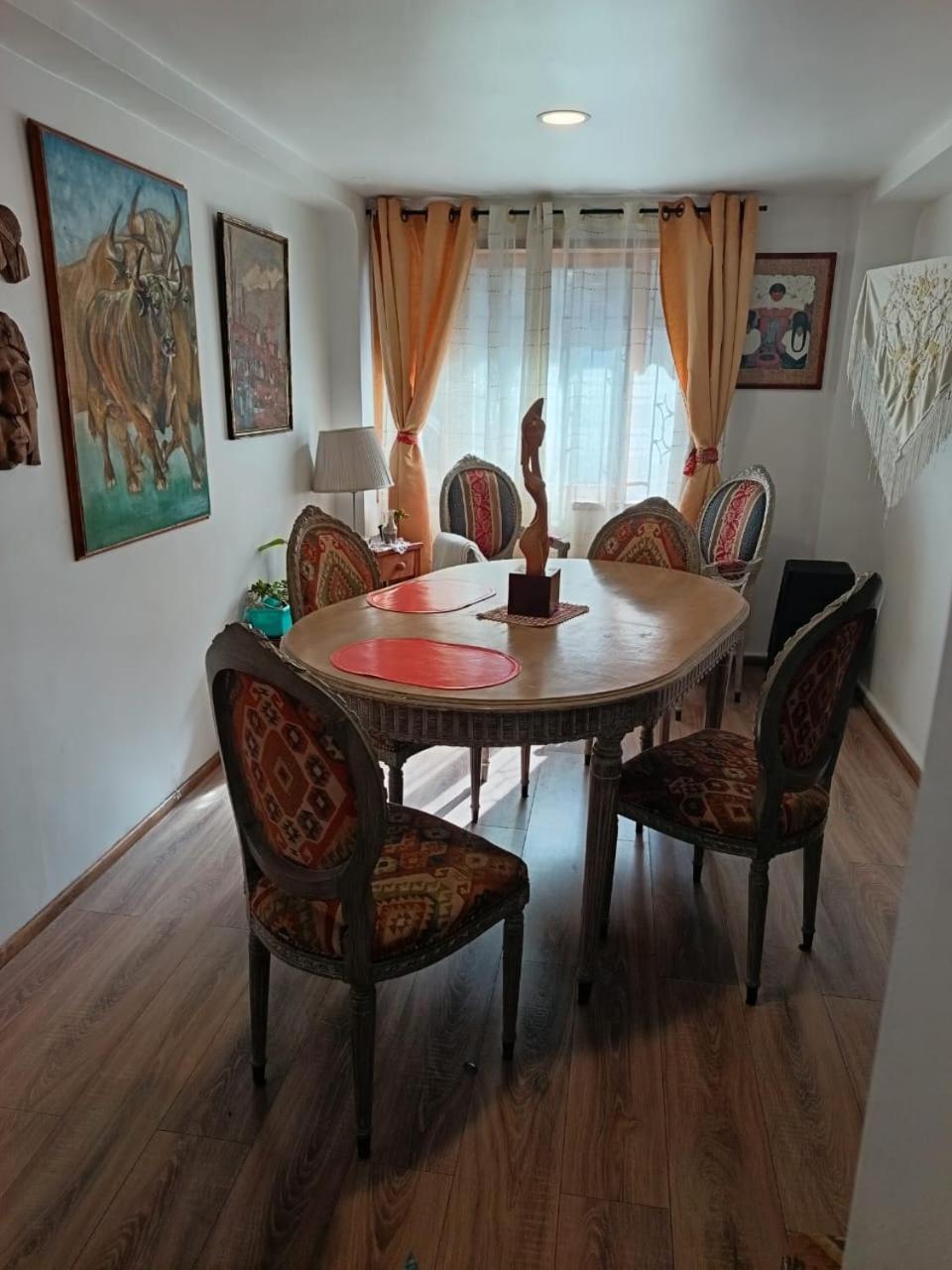 Casa de hóspedes Casavalparaluz *